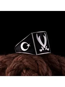 Erkek Gümüş Yüzük Ayyıldız Ve Çift Hz. Ali Zülfikar Kılıcı İşlemeli Siyah Oniks Taşlı Erkek Gümüş Yüzük