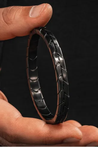 Magnum Flex Siyah Kelepçe Model - Mat Esnek Manyetik Çelik Erkek Bileklik