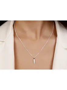 Kadın Gümüş Kolye - İ Harfi Zirkon Taşlı Balon Harf Kadın Kolye