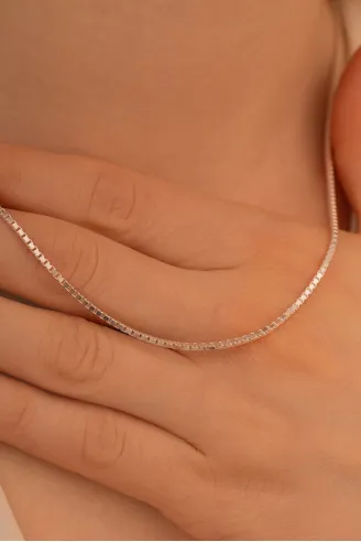 Kadın Gümüş Kolye - 925 Ayar 1.5 mm Küp Zincir Gümüş Kolye
