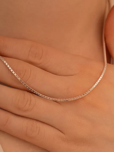 Kadın Gümüş Kolye - 925 Ayar 1.5 mm Küp Zincir Gümüş Kolye