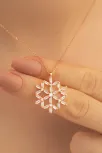 Kadın Gümüş Kolye - Kadın Rose Renk Baget Taşlı Kar Tanesi Gümüş Kolye Kadın Gümüş Kolye - Kadın Rose Renk Baget Taşlı Kar Tanesi Gümüş Kolye