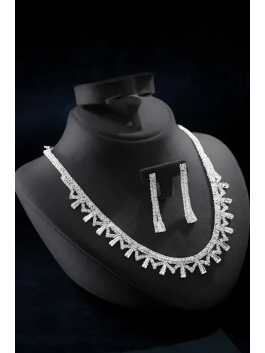 Kadın Bijuteri Kolye Küpe Set - Serena Model Zirkon Taşlı ve Baget Zarif Su Yolu Set