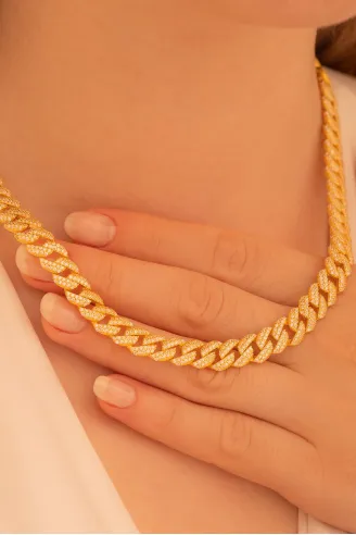 Kadın Gümüş Kolye - 22 Ayar Gerçek Altın Kaplama Taşlı Gurmet Model Gümüş Kolye
