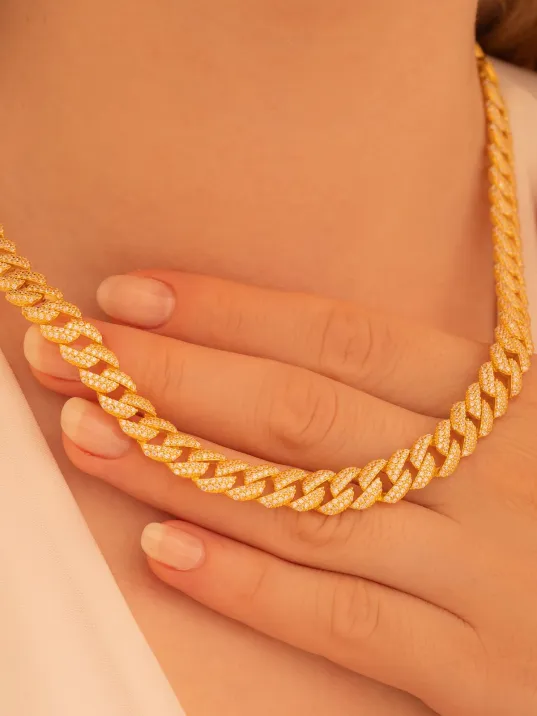 Kadın Gümüş Kolye - 22 Ayar Gerçek Altın Kaplama Taşlı Gurmet Model Gümüş Kolye Kadın Gümüş Kolye - 22 Ayar Gerçek Altın Kaplama Taşlı Gurmet Model Gümüş Kolye