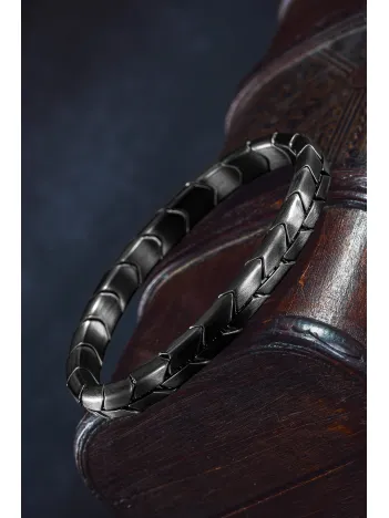 Magnum Flex Siyah Kelepçe Model - Mat Esnek Manyetik Çelik Erkek Bileklik Magnum Flex Siyah Kelepçe Model - Mat Esnek Manyetik Çelik Erkek Bileklik