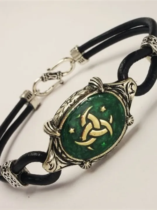 Teşkilatı Mahsusa Yeşil Mineli Deri Gümüş Erkek Bayan Bileklik Teşkilatı Mahsusa Yeşil Mineli Deri Gümüş Erkek Bayan Bileklik