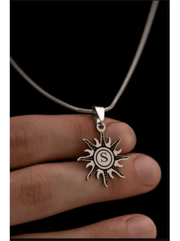 Erkek Kolye - Kadın Kolye - Güneş Model Ortası Harfli Çelik Kolye - 316 L Paslanmaz Çelik Erkek Kolye - Kadın Kolye - Güneş Model Ortası Harfli Çelik Kolye - 316 L Paslanmaz Çelik