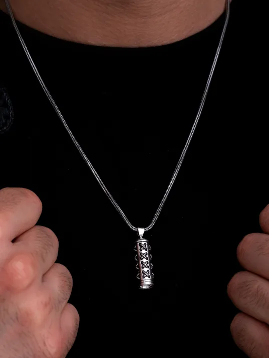 Dikişli Cevşen Kolye Muska Gümüş Erkek Zincir Dikişli Cevşen Kolye Muska Gümüş Erkek Zincir