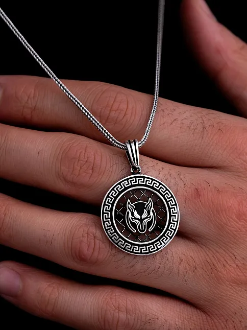 Erkek Gümüş Kolye - Grek Desenli Bozkurt Börü Model Gümüş Erkek Kolye
