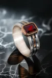 Erkek Gümüş Yüzük - Kırmızı Yakut Taşlı İnce Kibar Erkek Yüzüğü Erkek Gümüş Yüzük - Kırmızı Yakut Taşlı İnce Kibar Erkek Yüzüğü