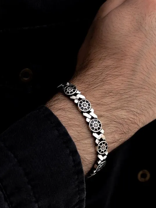 Erkek Gümüş Bileklik - Dümen Motifli Yuvarlak Model Gümüş Bileklik Erkek Gümüş Bileklik - Dümen Motifli Yuvarlak Model Gümüş Bileklik