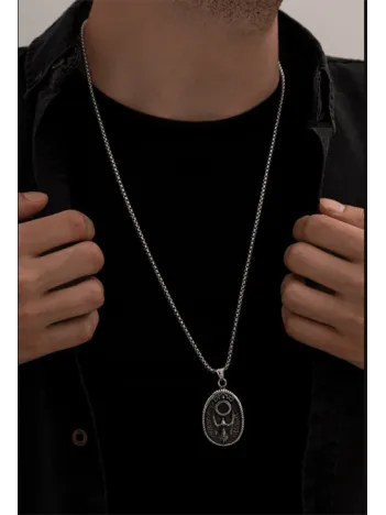 Erkek Kolye - Antik Mısır Horusun Gözü Ve Şahin Kabartmalı Siyah Taşlı Çelik Erkek Kolye