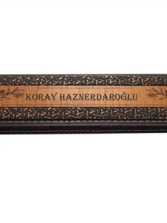 Kişiye Özel Ahşap Üzeri Deri Kaplamalı Bakır Yaldızlı Premium Tesbih Kutusu