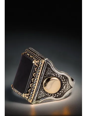 Erkek Siyah Oniks Taşlı Yanı Harf Yazılabilir 925 Ayar Gümüş Yüzük