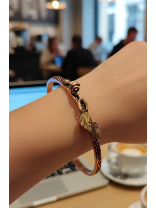 Kadın Bakır Bileklik - Çift Yaprak Motifli Kelepçe Model Bileklik Bilezik Metal Kutu Ve Doğal Taşlar