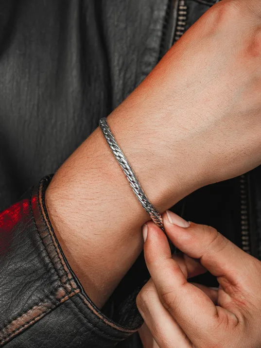 Erkek Gümüş Bileklik - İtalyan Bombeli Zincir Gümüş Bileklik Erkek Gümüş Bileklik - İtalyan Bombeli Zincir Gümüş Bileklik
