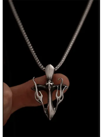 Haç Erkek Kolye - Hac Savaşçı Kılıcı Figürlü Erkek Çelik Kolye