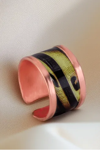 Kadın Bakır Yüzük - Sofia Model Özel Baskı Metal Kutu Ve Kuvars Taşı