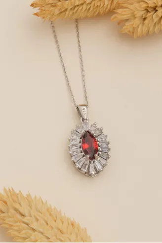 Kadın Gümüş Kolye - Damla Model Yakut Taşlı Baget Süslemeli Rodyumlu Kadın Kolye