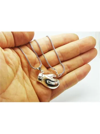 Büyük Boy Boks Eldiveni Gümüş Erkek Kolye