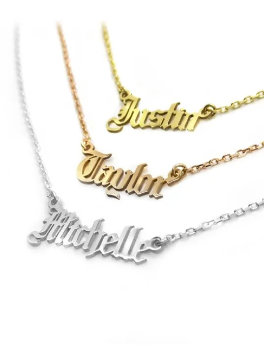 Kişiye Özel Gotik İsim Yazılan Gümüş Kadın Kolye Kişiye Özel Gotik İsim Yazılan Gümüş Kadın Kolye