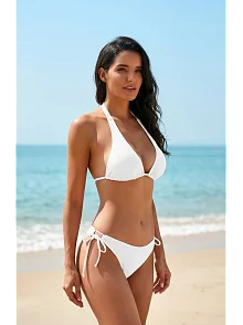 Kadın Beyaz Belden, Boyundan Bağlamalı Ve Ayarlanabilir Külotlu Üçgen Bikini Mayo Takımı – Modern, Konforlu Ve Günlük Kombinlere Uygun