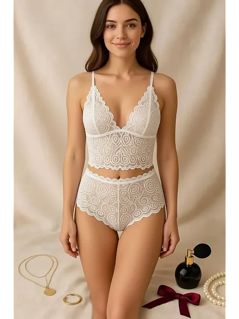 Kadın Beyaz Dantel Bralet Şort Takımı – Romantik Ve Zarif İç Giyim Kadın Beyaz Dantel Bralet Şort Takımı – Romantik Ve Zarif İç Giyim