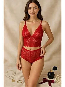 Kadın Kırmızı Dantel Bralet Şort Takımı – Tutkulu Ve Çekici İç Giyim Kadın Kırmızı Dantel Bralet Şort Takımı – Tutkulu Ve Çekici İç Giyim