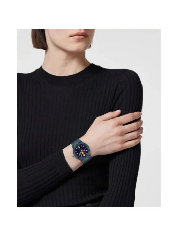 Versace VRSCVE7G00423 Kadın Kol Saati VE7G00423