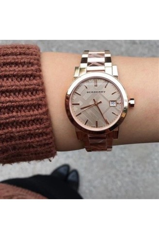 Burberry BU9039 Kadın Kol Saati