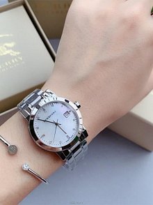 Burberry BU9125 Kadın Kol Saati