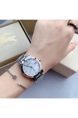 Burberry BU9125 Kadın Kol Saati