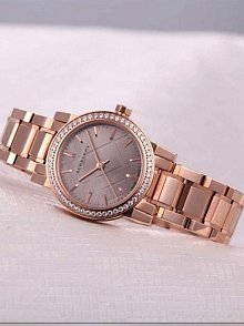 Burberry BU9225 Kadın Kol Saati