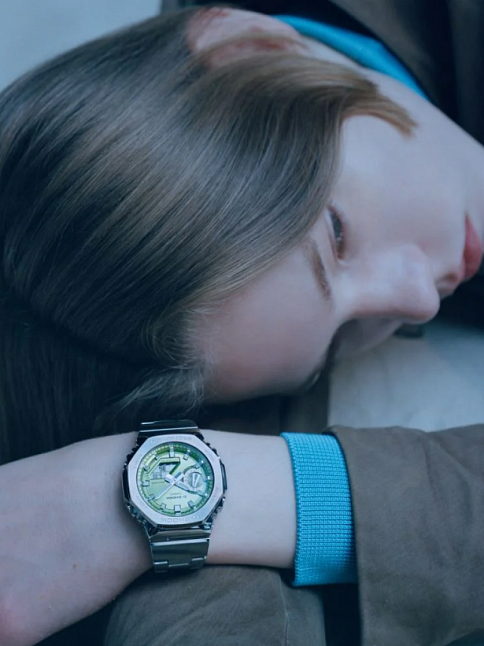 Casio GM-2110D-3ADR Kol Saati