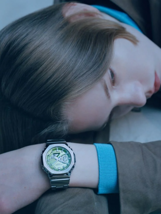 Casio GM-2110D-3ADR Kol Saati