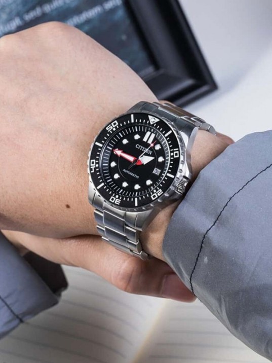 Citizen NJ0120-81E Erkek Kol Saati