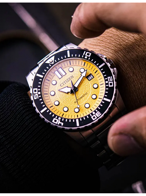 Citizen NJ0171-83Z Erkek Kol Saati