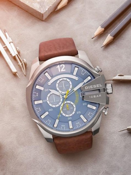 Diesel DZ4281 Erkek Kol Saati