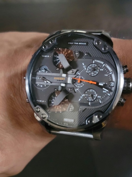 Diesel DZ7315 Erkek Kol Saati