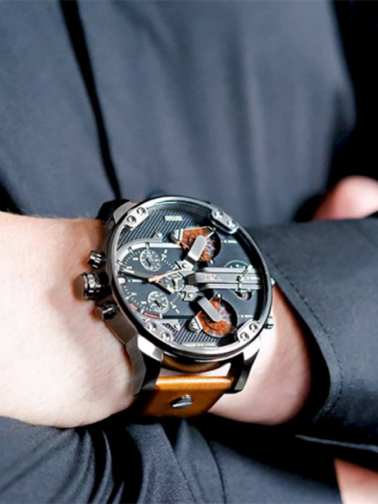 Diesel DZ7332 Erkek Kol Saati Diesel DZ7332 Erkek Kol Saati