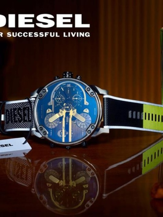 Diesel DZ7429 Erkek Kol Saati