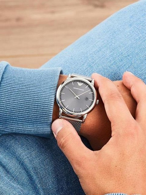 Emporio Armani AR11069 Erkek Kol Saati