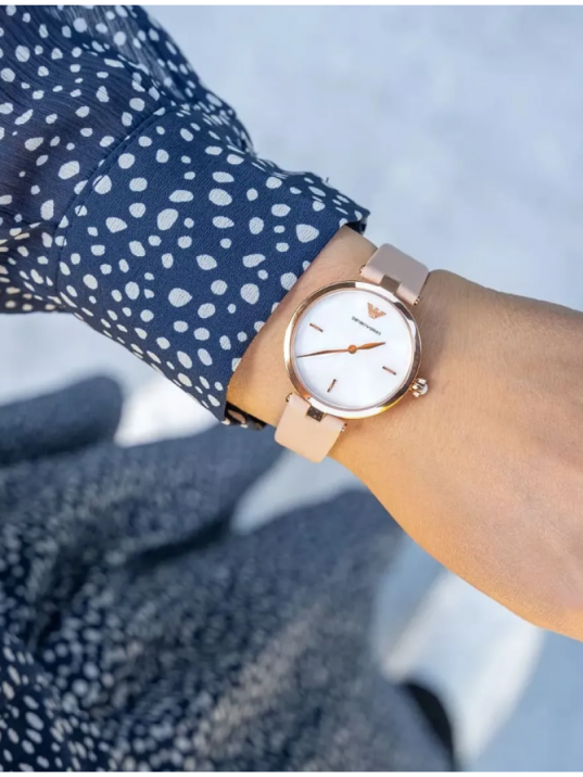 Emporio Armani AR11199 Kadın Kol Saati Emporio Armani AR11199 Kadın Kol Saati