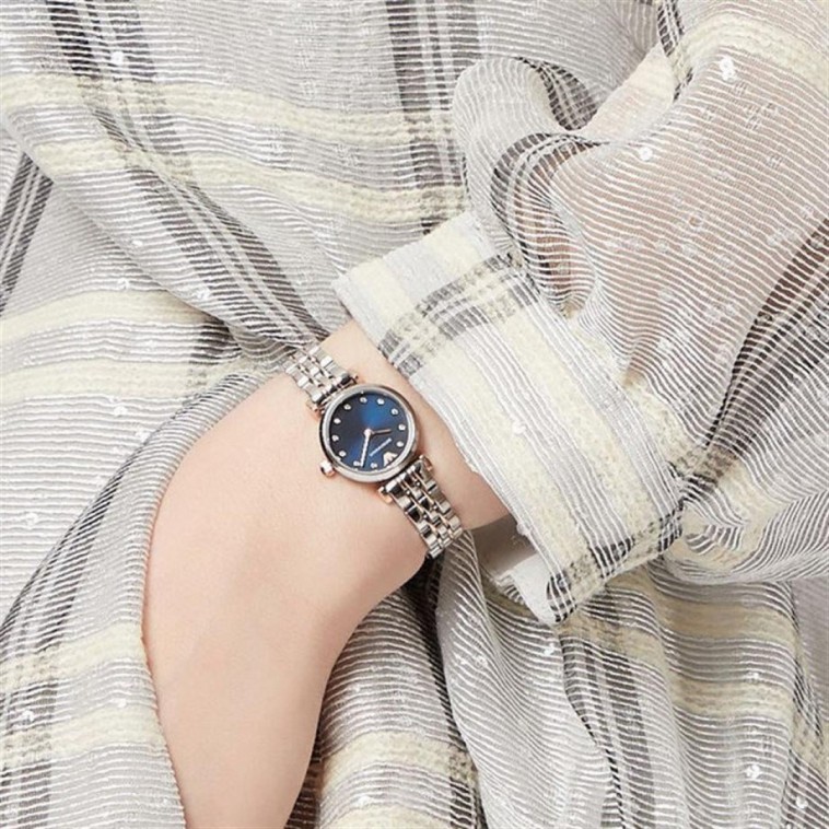 Emporio Armani AR11222 Kadın Kol Saati Emporio Armani AR11222 Kadın Kol Saati