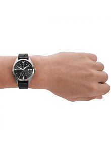 Emporio Armani AR11542 Erkek Kol Saati