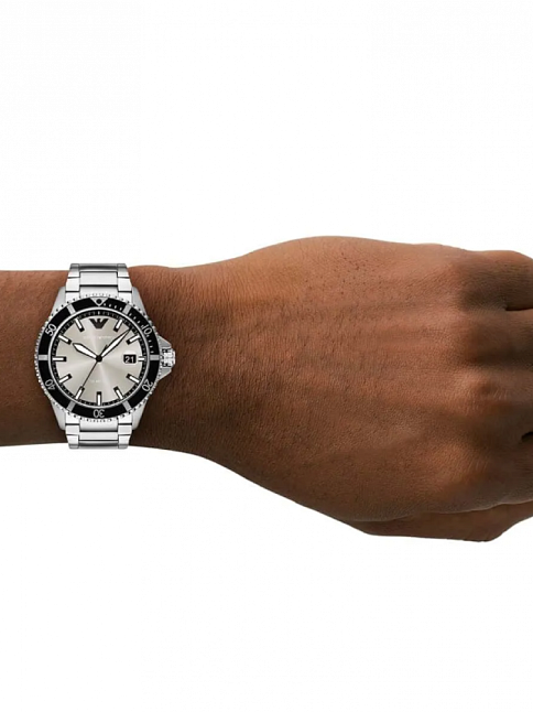Emporio Armani AR11683 Erkek Kol Saati