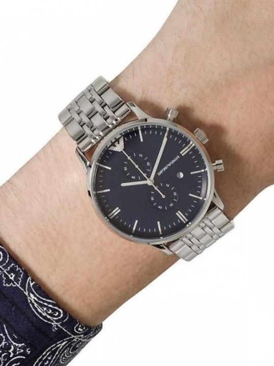 Emporio Armani AR1648 Erkek Kol Saati