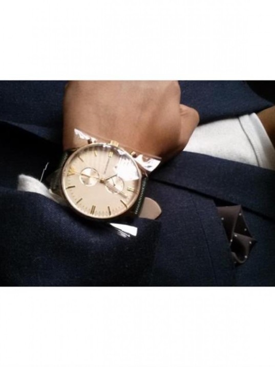 Emporio Armani AR1722 Erkek Kol Saati