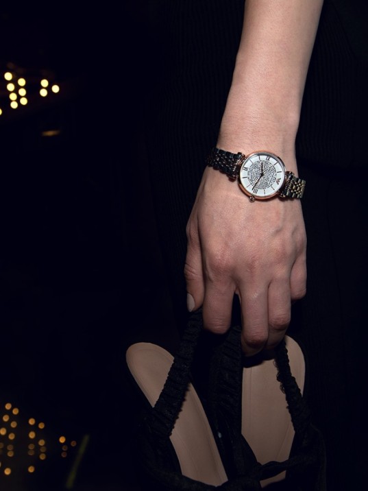 Emporio Armani AR1926 Kadın Kol Saati